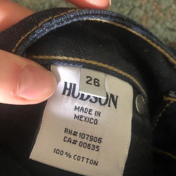 ‼️ SOLD LOCALLY ‼️ Hudson Jeans NWOT - Picture 2 of 4